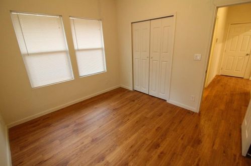 6705 Canal St, Austin TX  78741-3501 exterior