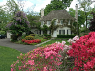 24 Pecksland Rd, Greenwich, CT 06831-3738