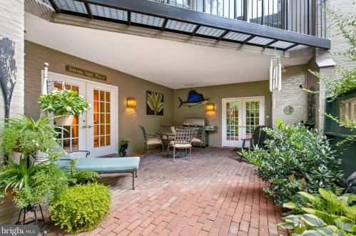 202 Marion St, Lancaster PA  17602-2758 exterior