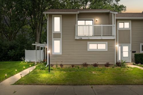 1126 Sandpiper Ct, Hanover Park, IL 60103-4850