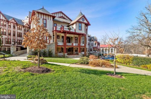 9610 Dewitt Dr, Silver Spring MD 20910-7110 exterior