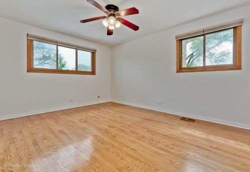 9856 Huber Ln, Niles IL  60714-1015 exterior