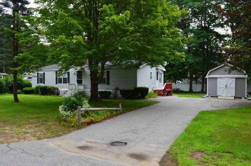 26 Alison Dr, Seabrook, NH 03874-4301