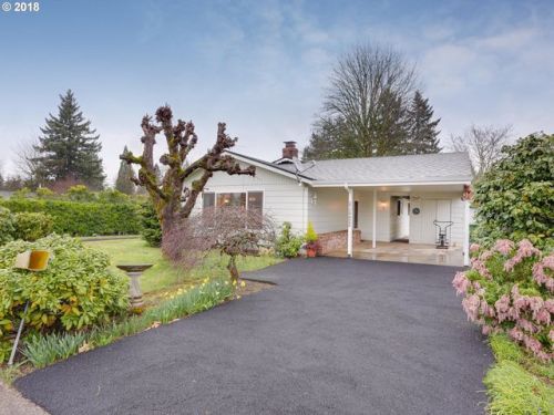 39120 Hood St, Sandy, OR 97055-9445