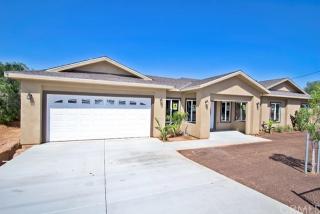 6957 38th St, Riverside, CA 92509-1320