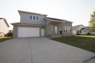 1842 52nd St, Fargo, ND 58103-7748