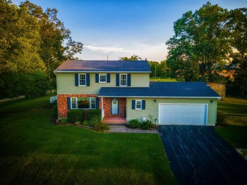 57 Tracy Ave, Peebles, OH 45660-1165