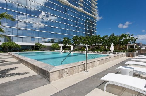888 Kapiolani Blvd, Honolulu HI  96813-5210 exterior