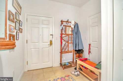 2036 Windrow Dr, Princeton, NJ 08540-5023