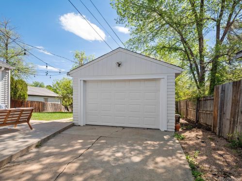 3472 Elm St, Denver CO  80207-0019 exterior