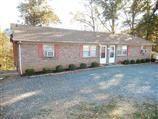 251 Lakeview Dr, Madison Heights, VA 24572-5339