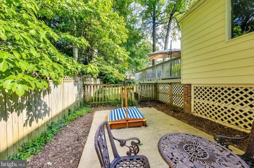 9227 Mintwood St, Silver Spring MD 20901-3523 exterior