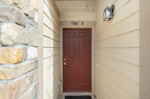 7140 Wenatchee Way, Denver CO  80016-4085 exterior