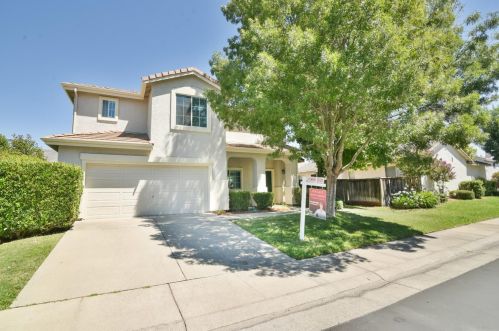 4107 Sand Harbour Ln, Elk Grove, CA 95758-4614