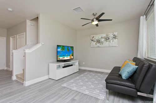 1269 Kukulu St, Kapolei, HI 96707-4501