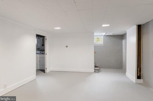 347 Ardmore Ave, Tavistock NJ  08033-1001 exterior