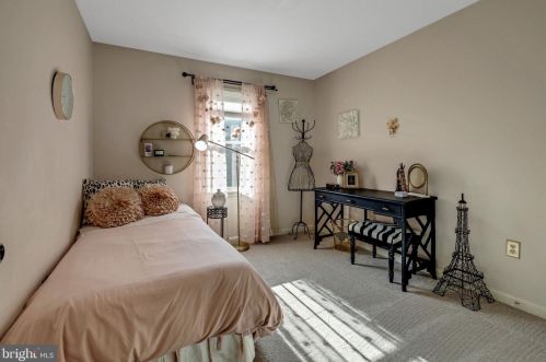 15413 Merrifields Ln, Silver Spring MD 20906-1262 exterior