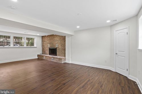 7612 Hammond Ave, Silver Spring MD 20912-7421 exterior