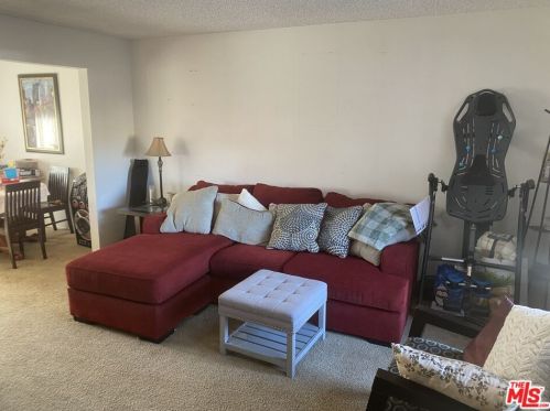 805 Suffolk Ave, Montebello, CA 90640-2541