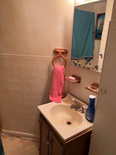 1701 Home Rd, Springfield OH  45504-1011 exterior