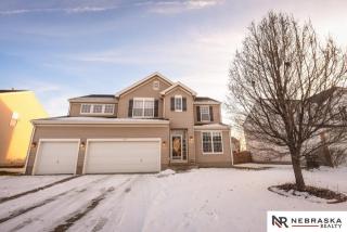 1807 Fox Run Dr, Omaha, NE 68046-3269