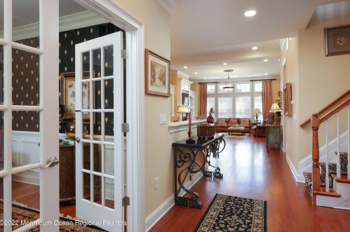 9 Majestic Dr, Tinton Falls NJ 07724-4760 exterior