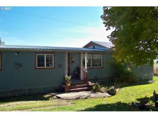 71867 Palmer Junction Rd, Elgin OR  97827-8225 exterior