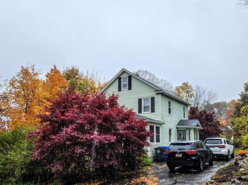 97 Cole St, Torrington, CT 06790-5706