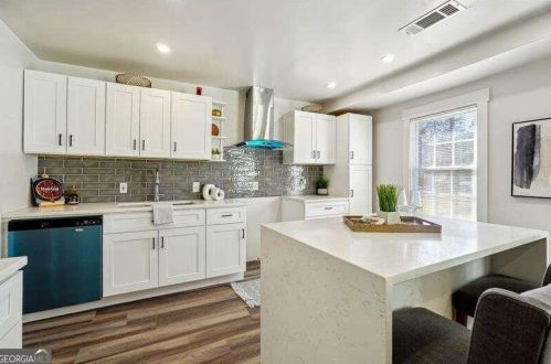 175 Hyacinth Ave, Atlanta GA  30314-1215 exterior