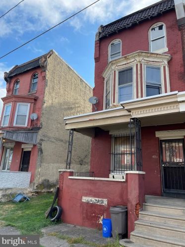 1217 51st St, Philadelphia, PA 19143-4353