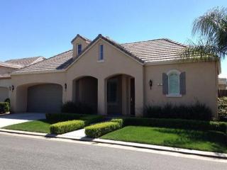 34 Everglade Ave, Clovis, CA 93619-7583