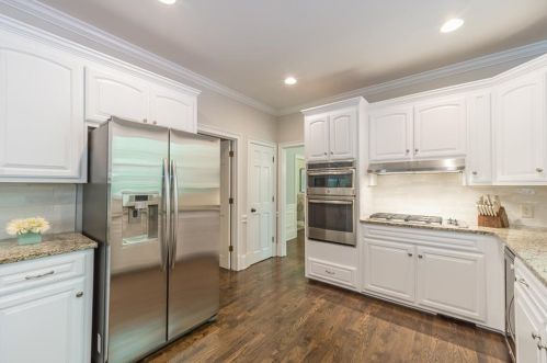 1565 Lazy River Ln, Atlanta GA  30350-3521 exterior