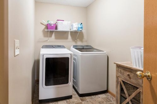 6383 13th St, Saint Paul MN  55128-5953 exterior