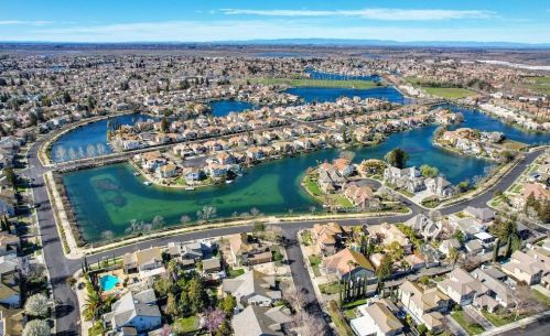 9215 Delair Way, Elk Grove, CA 95758-4538