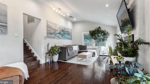 14600 Fairacres Rd, Silver Spring MD  20905-4432 exterior