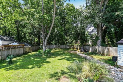 2836 Hosea L Williams Dr, Atlanta GA  30317-3003 exterior