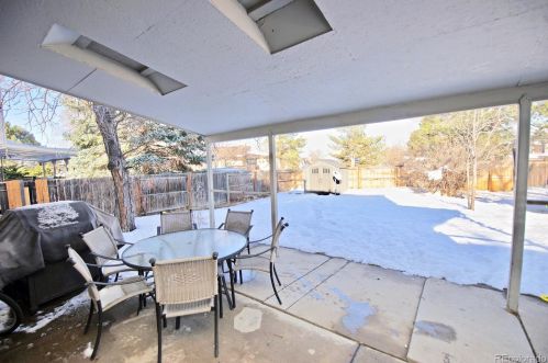 848 Naples Way, Aurora CO 80017-3170 exterior