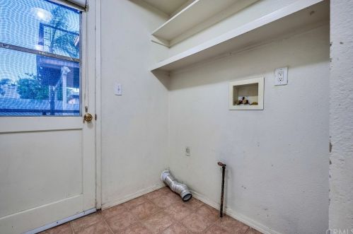 1283 13th St, Upland CA 91786-2966 exterior