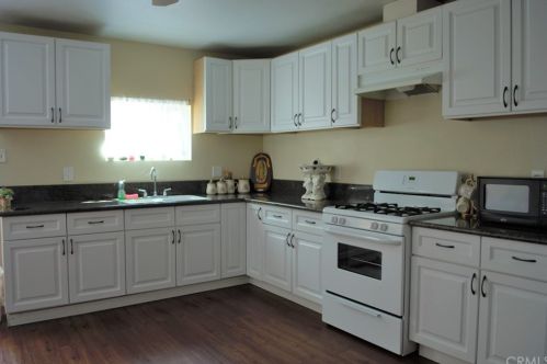 5746 Lincoln Ave, South Gate, CA 90280-8055