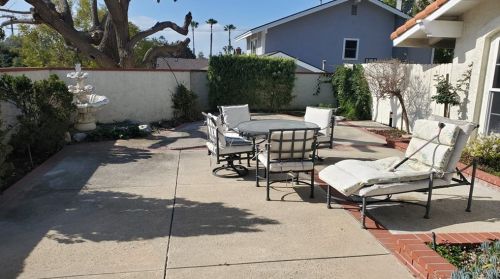 13321 Orange Knoll Dr, Santa Ana, CA 92705-2257
