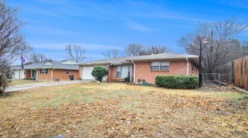 5921 Winifred Dr, Fort Worth TX  76133-2709 exterior
