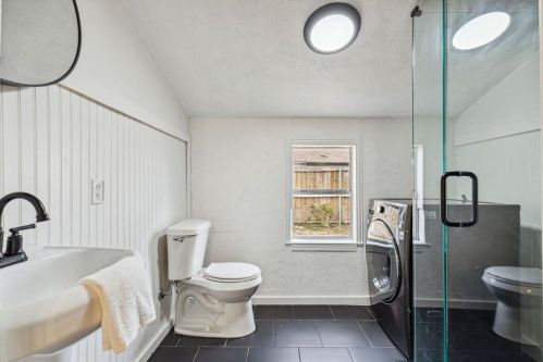 3821 Mercury St, Fort Worth TX  76111-5142 exterior