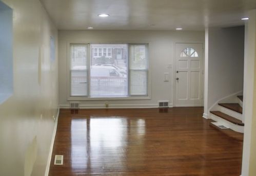 2047 Laporte Ave, Chicago, IL 60639-3220
