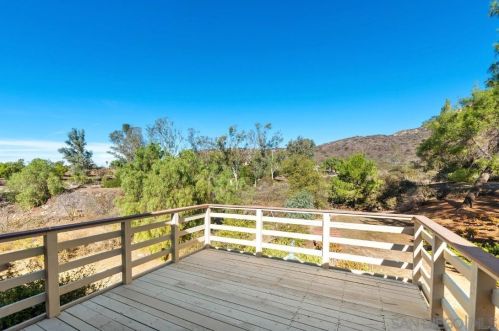 14578 Rios Canyon Rd, El Cajon, CA 92021-2738