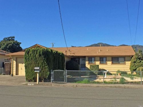 49 Lorraine St, Ukiah CA  95482-5946 exterior