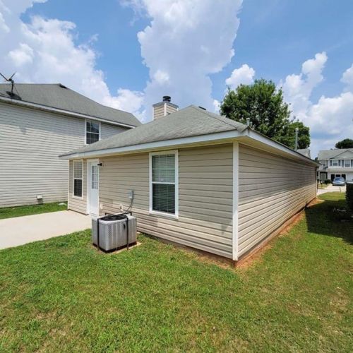 610 Barshay Dr, Porterdale, GA 30016-0973