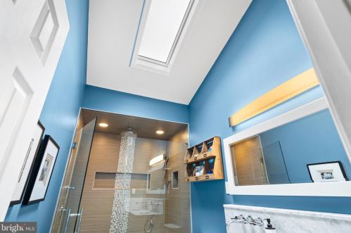 54 Peter Rafferty Dr, Trenton NJ  08690-1816 exterior