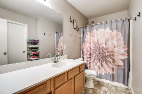 9945 Crystal Vly Way, Dallas TX  75227-5235 exterior