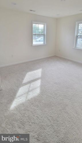 15124 Concord Dr, Woodbridge VA  22193-1640 exterior