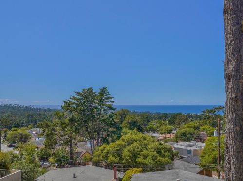 1111 Austin Ave, Del Monte Park, CA 93950-5401